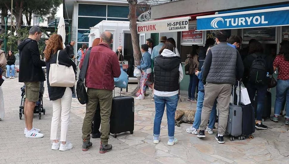Yunan adalarına kapıda vize uygulaması uzatıldı: Ada sayısı 12’ye çıkıyor