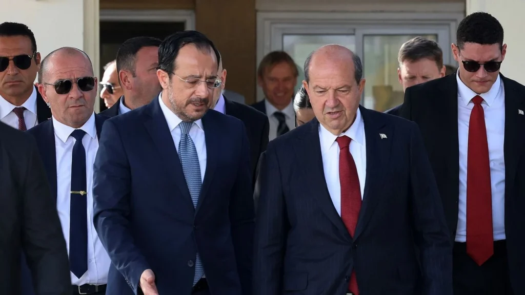 Hristodulidis Rum Başkanlık Sarayı’nda bugünkü görüşmeyle ilgili detaylar açıkladı