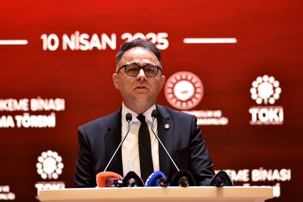 “Adalet arayışı insanlık tarihi kadar eskidir”