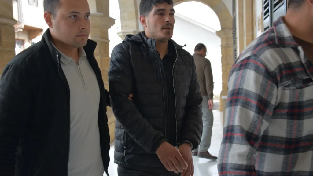 Amcasının oğlunu bıçaklayan zanlı 8 gün tutuklu kalacak