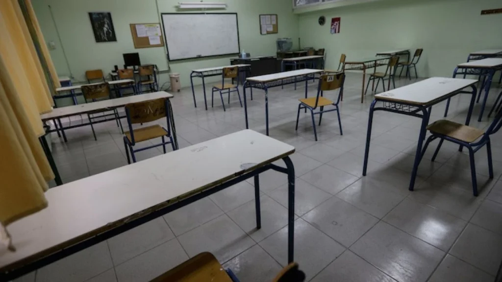 Nazi selamlı kutlama Güney Kıbrıs’ı gerdi