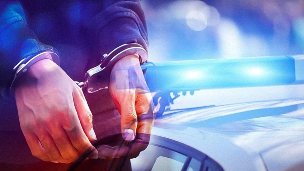 Gaziveren’de evlerinde uyuşturucu bulunan beş kişi tutuklandı.