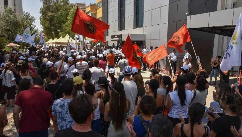 “Kıbrıs Türkünün değerlerine sahip çıkıyoruz”
