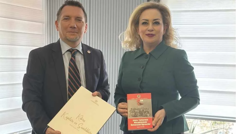 Sibel Tatar, Kıbrıs Türk Kültür Derneği’ni ziyaret etti