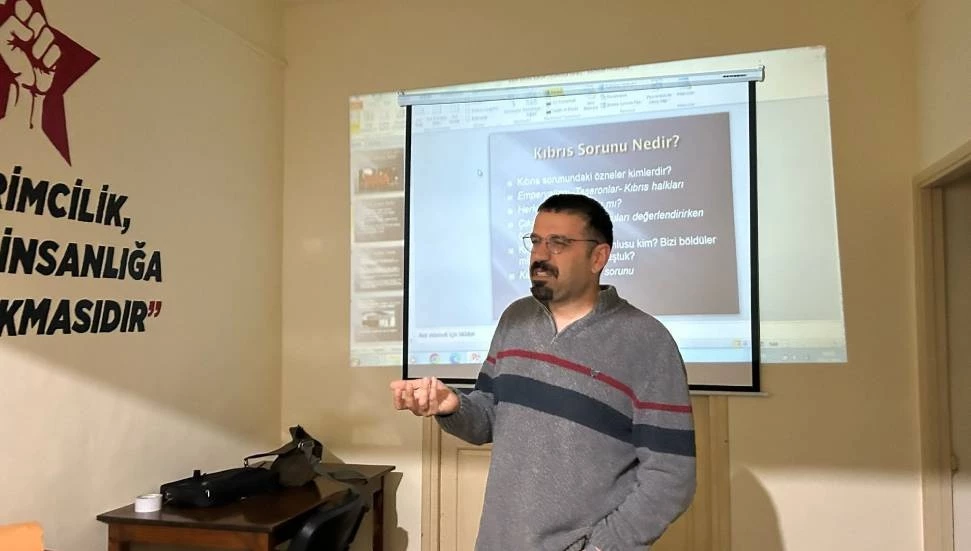 Bağımsızlık Yolu’ndan Kıbrıs tarihi üzerine eğitim