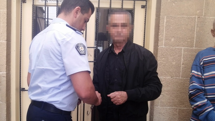 Eşi ve Kızını Bıçakla Kovalayan Zanlı Tutuksuz Yargılanacak