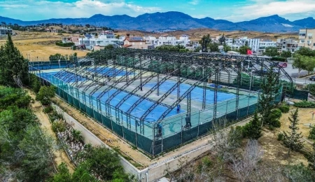 Gönyeli tenis kortlarında yeni yapının çalışmaları sürüyor