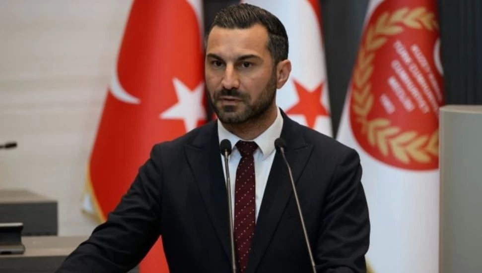 “Gençlerin ülkesine sahip çıkması için partizanca değil, adaletli adımlar atılmalı!”