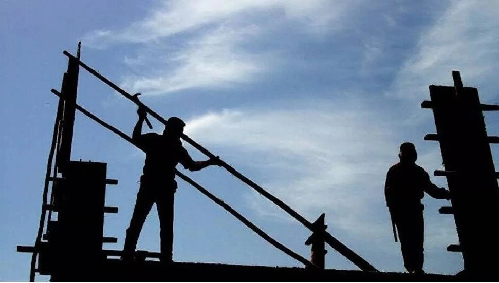 Geçitkale’de Kıbrıs Rum taşınmazına inşaat yapan 4 Türk vatandaşı hakkında tutuklama iddiası!