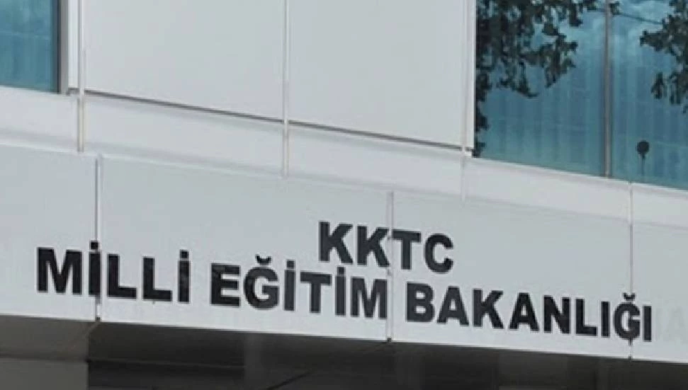 KTÖS ve KTOEÖS pazartesi günü Eğitim Bakanlığı önünde olacak