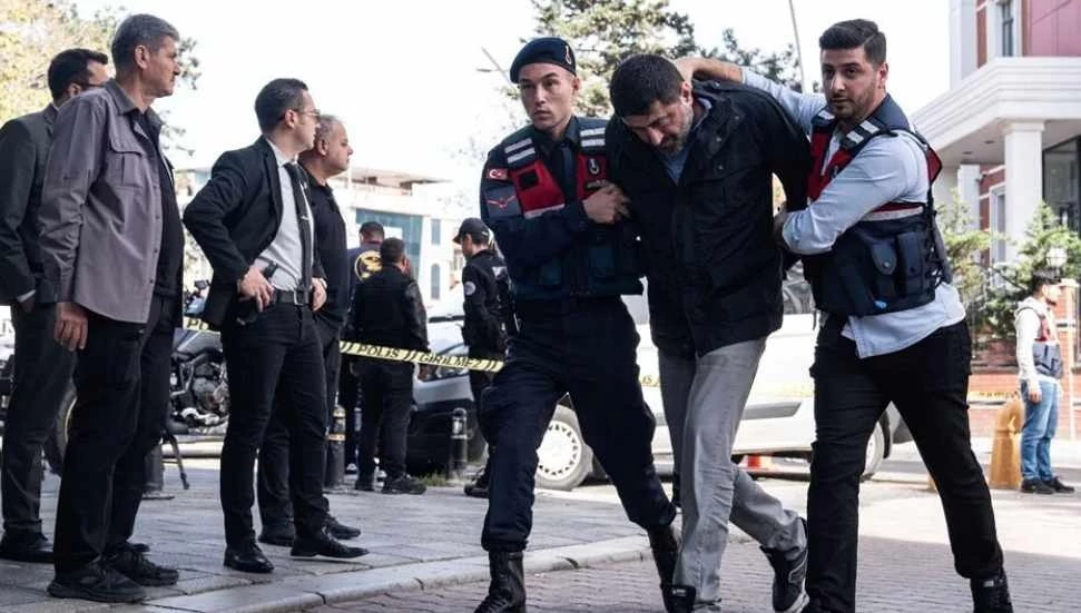 Türkiye’deki yenidoğan çetesi soruşturması: Savcıya tehdide 100 yıl istendi