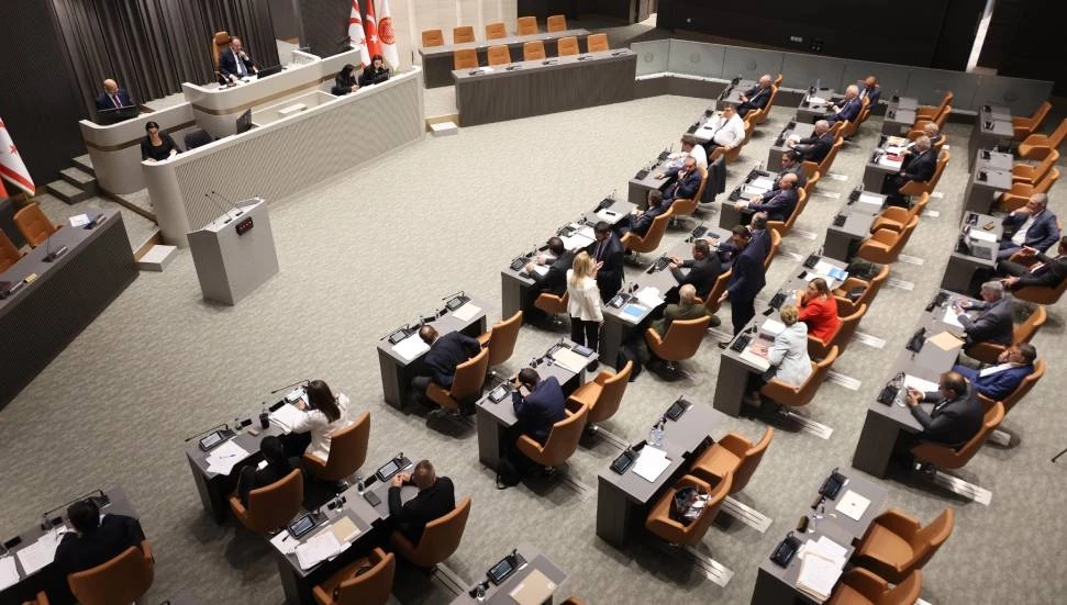 Meclis bugünkü oturumun ardından tatile giriyor: Gündemde hastane protokolü ve 10 yasa tasarısı var