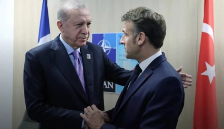 Macron’dan Erdoğan’a AB üyeliği için Kıbrıs şartı