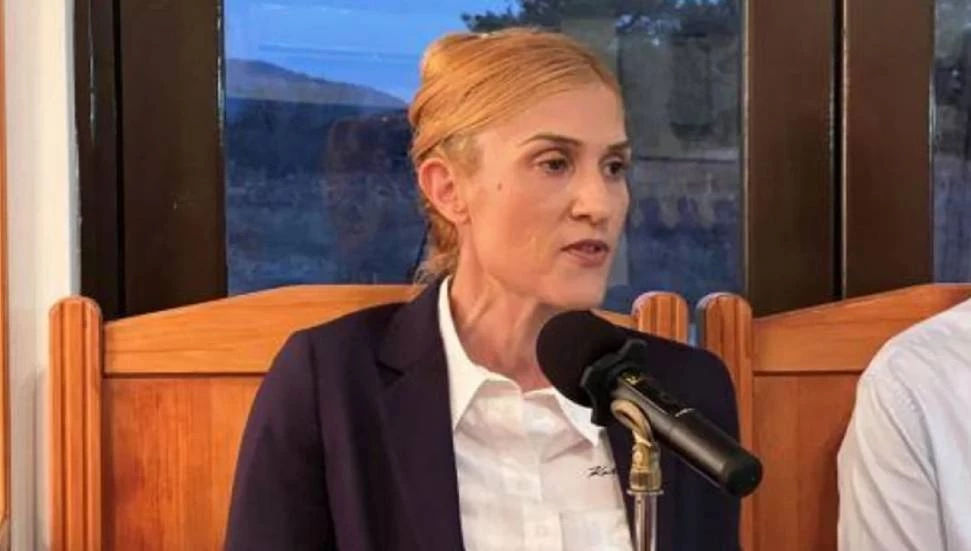 Rum Bakanlar Kurulu, KHK’ya Anna Aristotelus’nun görevden uzaklaştırılmasını tavsiye edecek