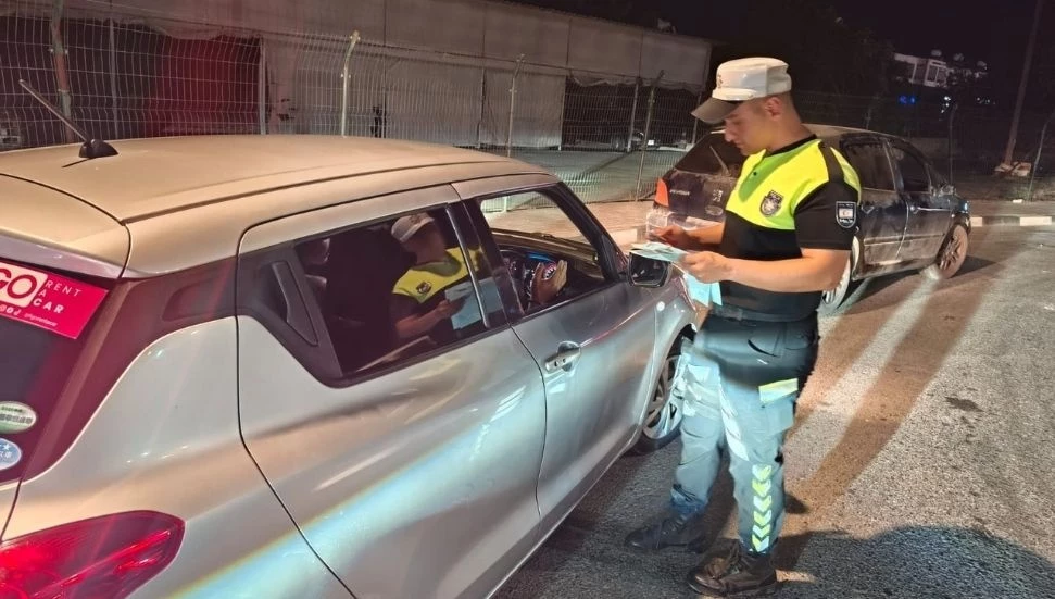 Ülke genelindeki denetimlerde bin 907 sürücü kontrol edildi: 2 tutuklu