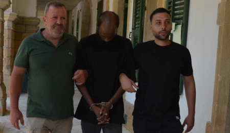 Aracında ve üzerinde uyuşturucu bulundu: 3 gün tutuklu kalacak