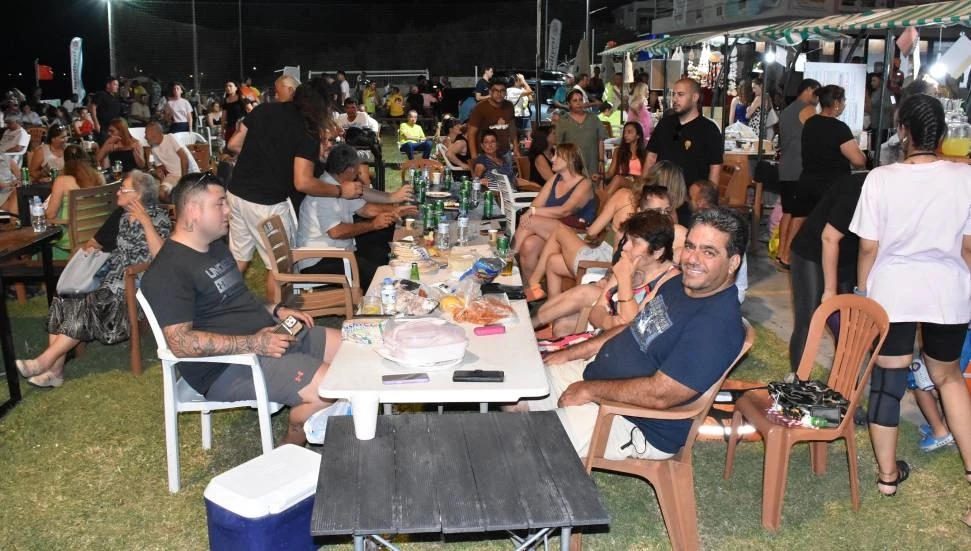 Karaoğlanoğlu Spor Oyunları ve Deniz Şenliği renkli etkinliklerle sona erdi