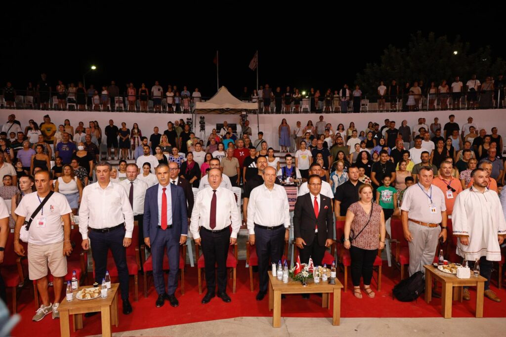 Cumhurbaşkanı Tatar, Yeniboğaziçi 14’üncü Pulya ve 5’inci Uluslararası Halk Dansları Festivali’ne katıldı