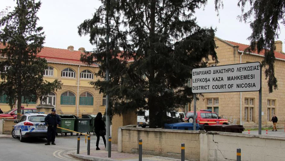 Rum mahkemesi, Kuzey’den gümrüksüz ürün getiren zanlılara toplam 16 bin 500 Euro para cezası verdi
