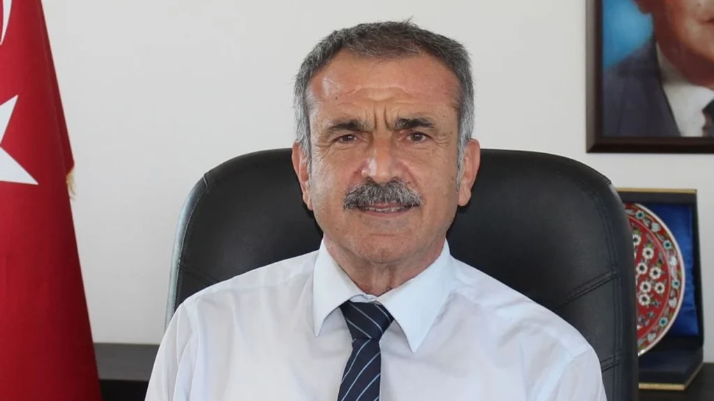 Gazimağusa Belediye Başkanı Uluçay, kentte yaşanan su dağıtım sorunuyla ilgili açıklama yaptı