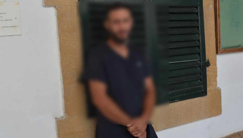 Süpermarketten tıraş bıçağı çalmakla itham edildi: 7 gün tutuklu kalacak