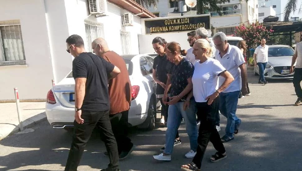 5 Kıbrıslı Rum, 1 hafta daha tutuklu kalacak