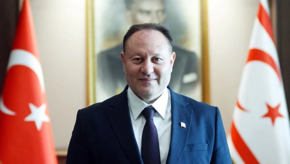 Öztürkler: Güney Kıbrıs’ın silahlanma adımları barışa hizmet etmiyor