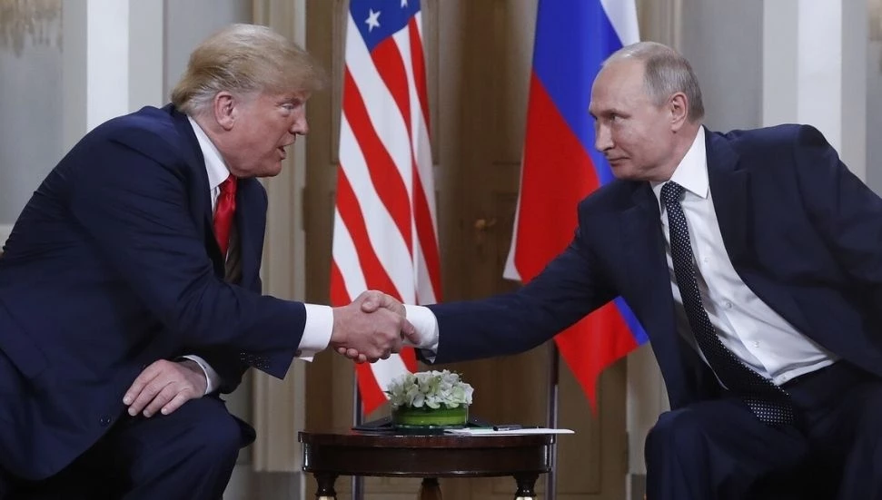 Kremlin: Putin, Trump ile Moskova’da görüşmeye hazır!