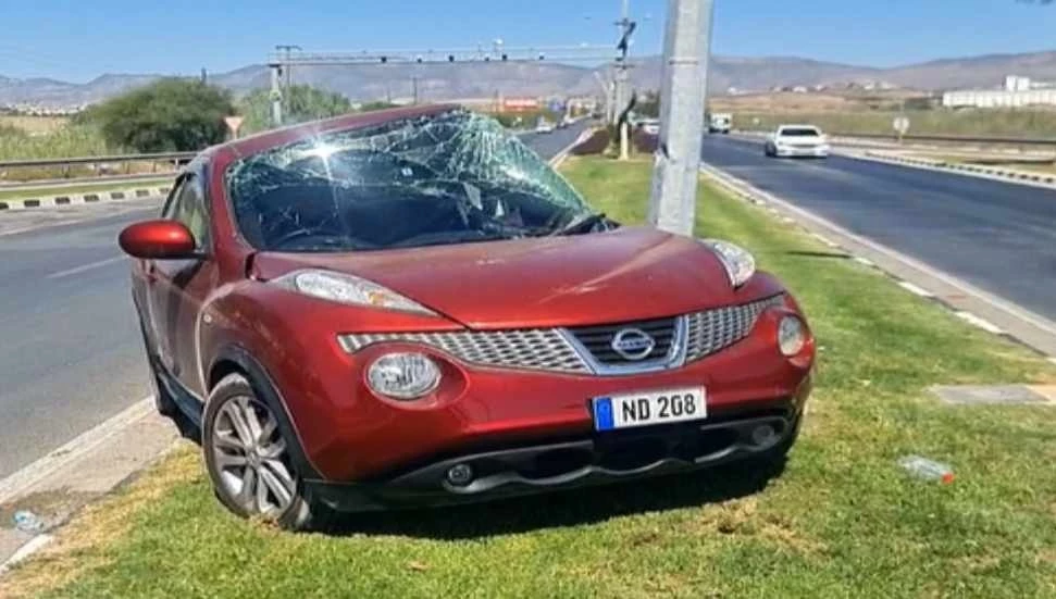 Gönyeli çemberi yakınlarında trafik kazası