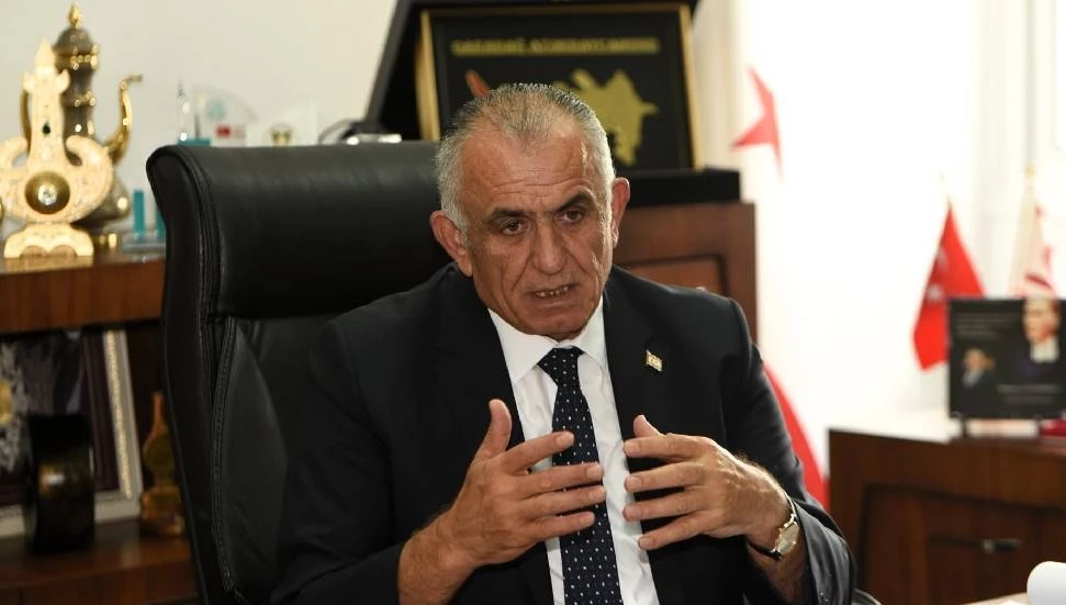 Çavuşoğlu’ndan Dünya Öğretmenler günü mesajı: İnsanlığın yarınlarını inşa eden kutsal bir görev