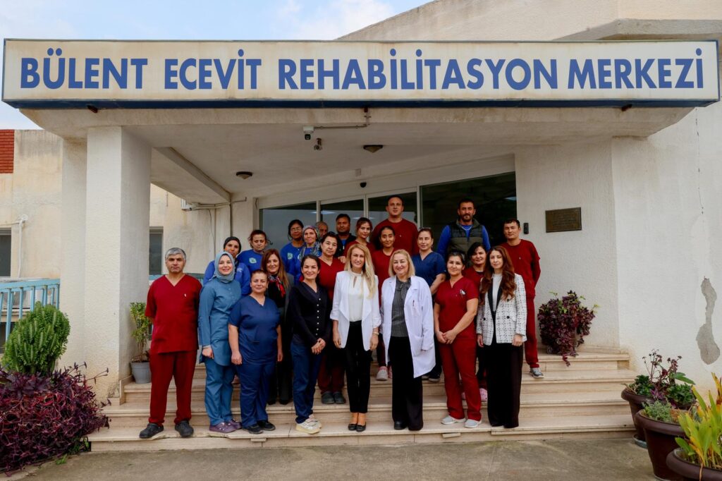 Nilden Bektaş Erhürman, Bülent Ecevit Rehabilitasyon Merkezi’ni ziyaret etti