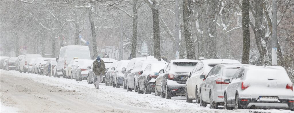 Avrupa dondurucu soğuklara teslim