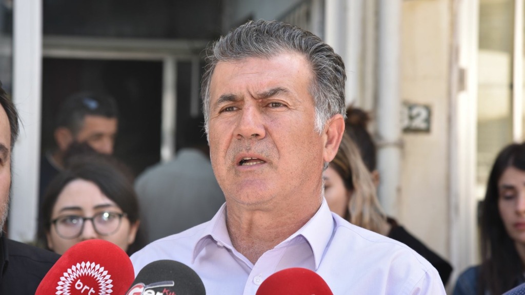 Hür-İş: 2 bin TL’lik destek Türkiye Cumhuriyeti vatandaşlarına da verilmeli