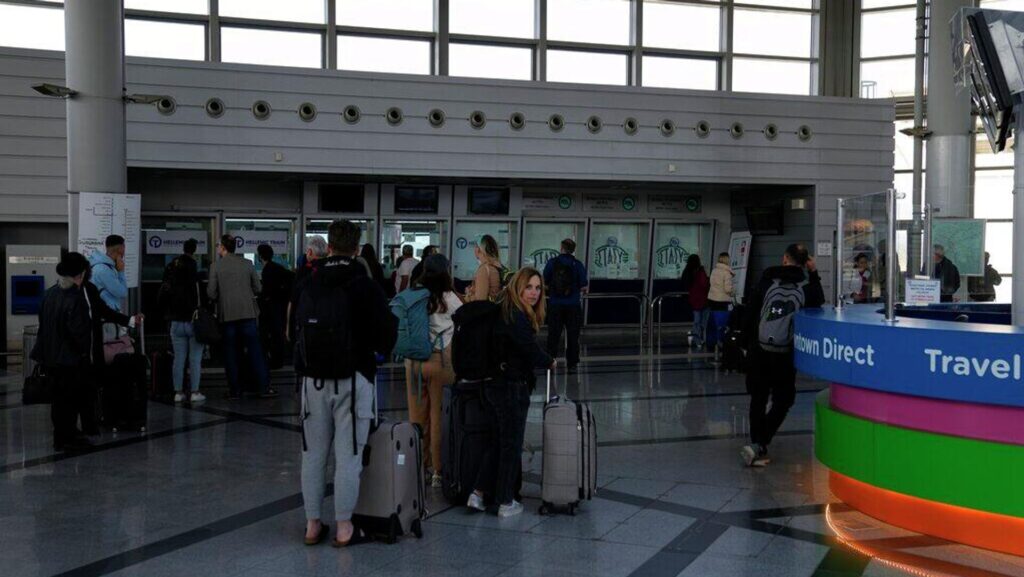 Yunanistan hava sahası kapandı