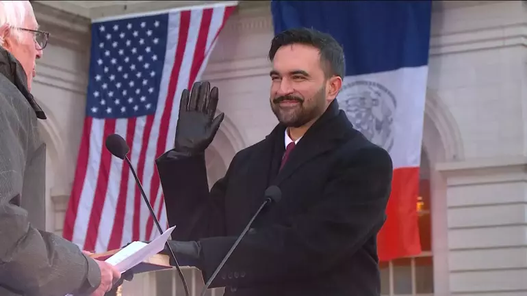 New York’ta tarihi gün: İlk Müslüman belediye başkanı göreve başladı