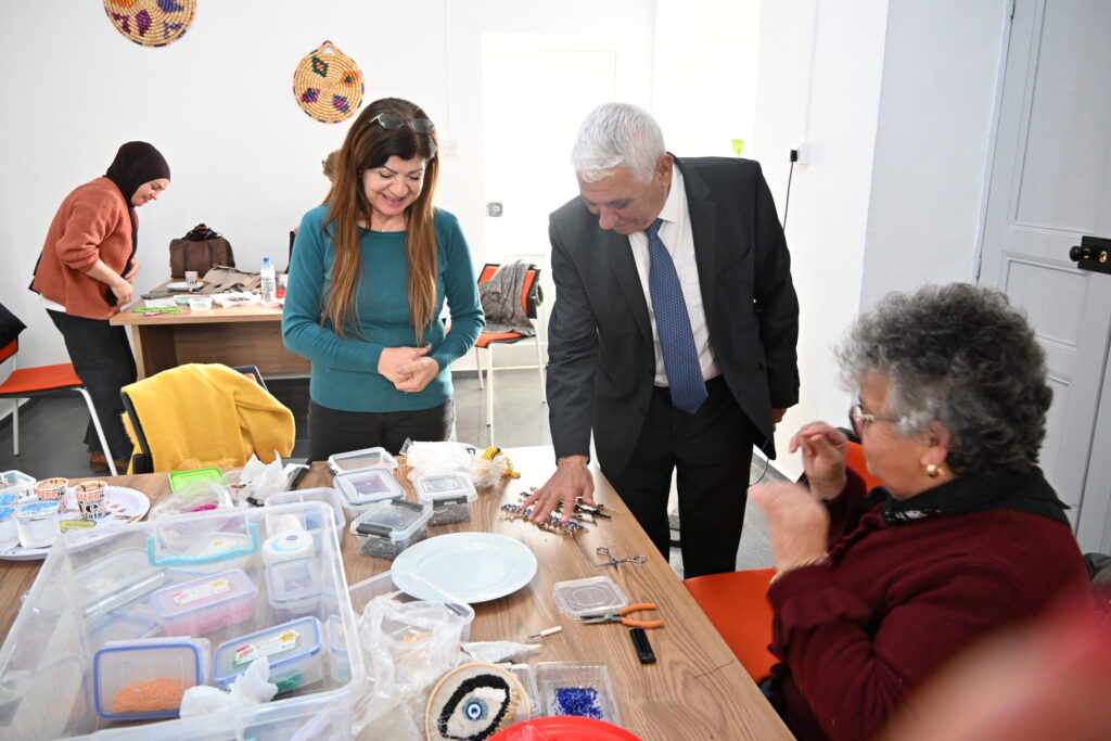 Özçınar, Güzelyurt Meslek Edindirme Merkezi’nde incelemelerde bulundu