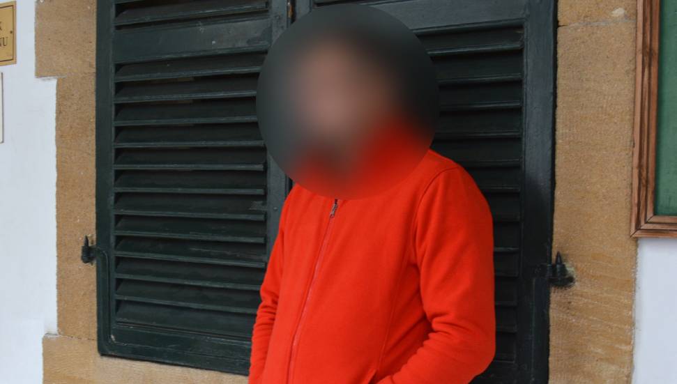 Bir günlüğüne geldi mermileri çantasında unuttu