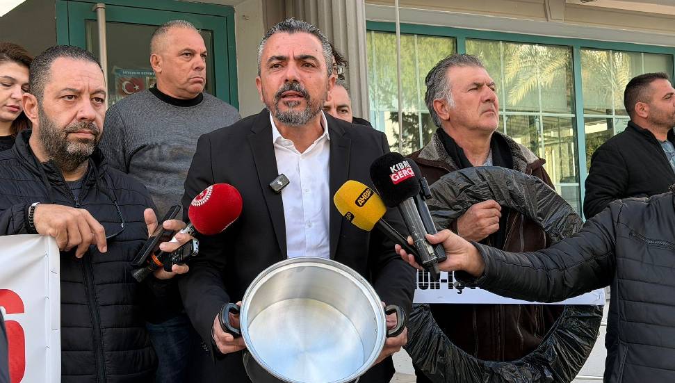 Hür-İş Federasyonu’ndan asgari ücrete itiraz: Asgari ücret bir geçim ücretidir!