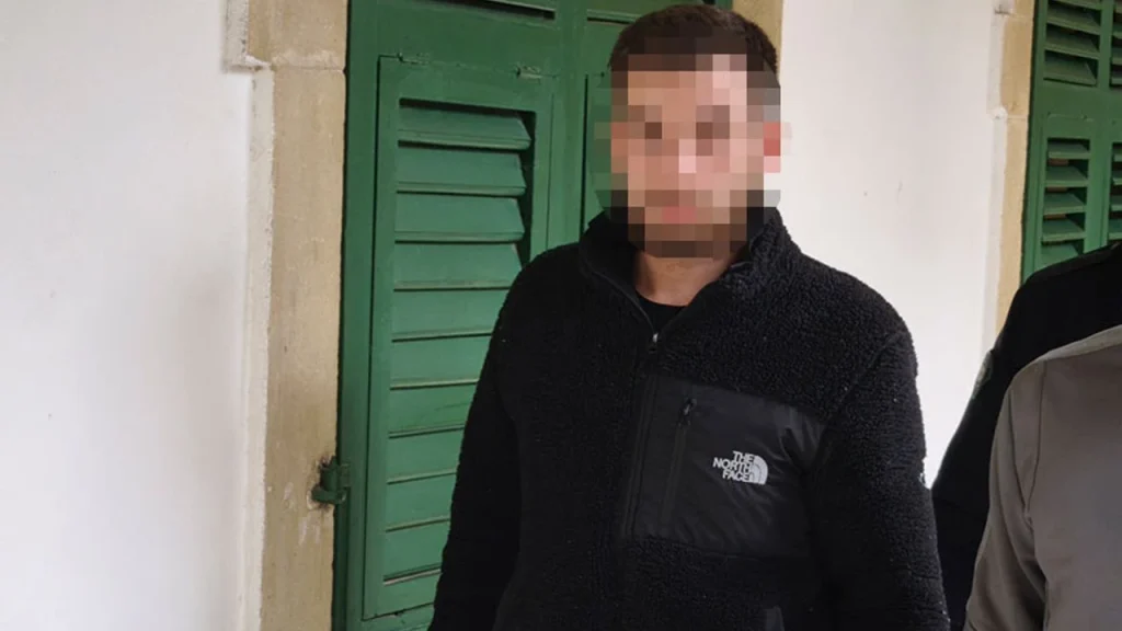 “Komutanım verdi, cebimde unuttum”