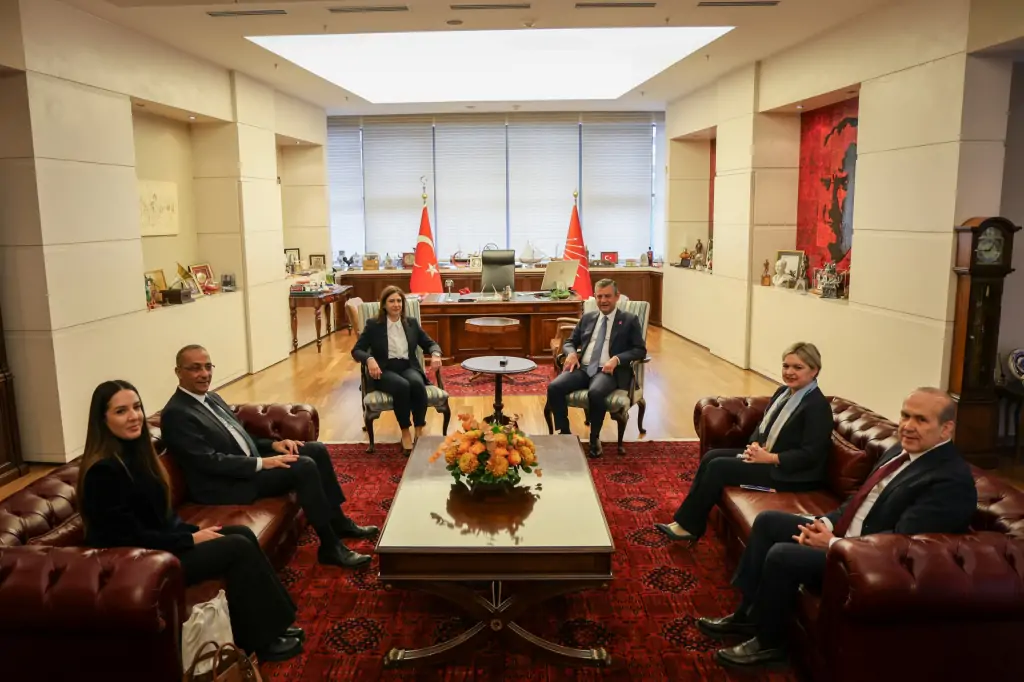 İncirli ile Özel görüştü: “İki kardeş parti olarak dayanışmamızı sürdürüyoruz”