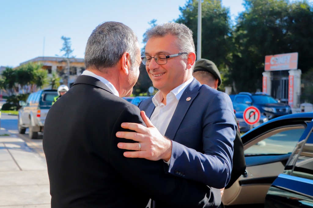 Cumhurbaşkanı Erhürman, Uluçay’ı ziyaret etti