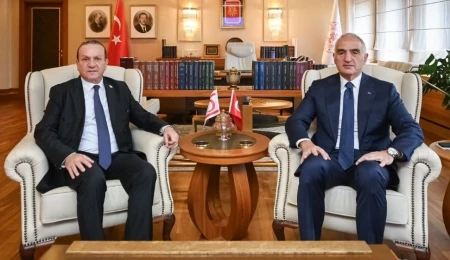 Fikri Ataoğlu ile Türkiye Kültür ve Turizm Bakanı Nuri Ersoy, Ankara’da turizm ve kültür iş birliğini görüştü