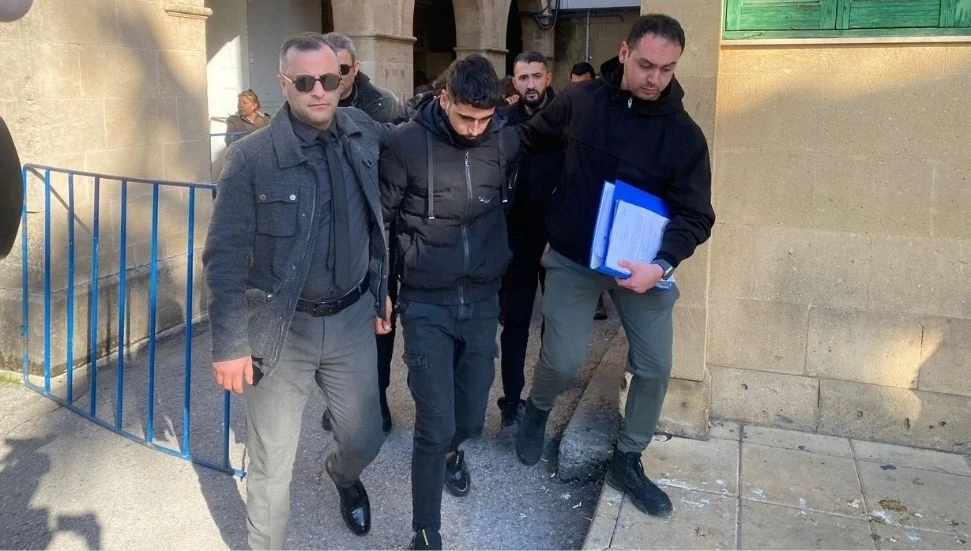 Girne’de bir otele silahlı saldırı düzenlemekle itham edilen zanlılar 8 gün tutuklu!