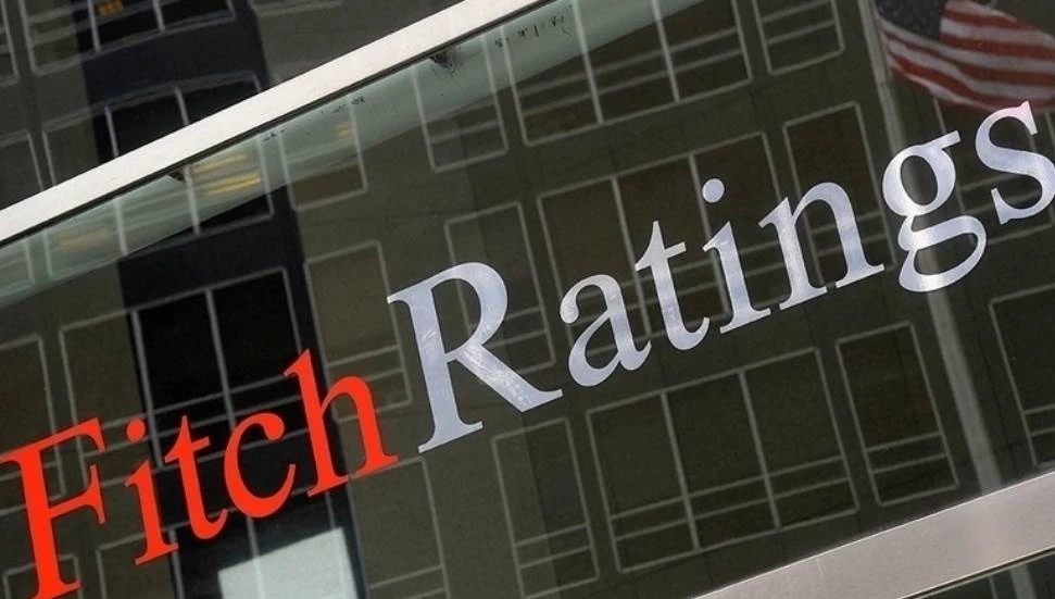 Fitch Türkiye’nin kredi notu görünümünü pozitife çevirdi
