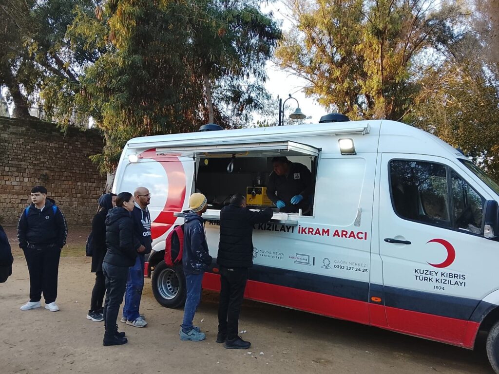 “Kızılay İftar Sofrası” Ramazan ayı boyunca hizmet verecek