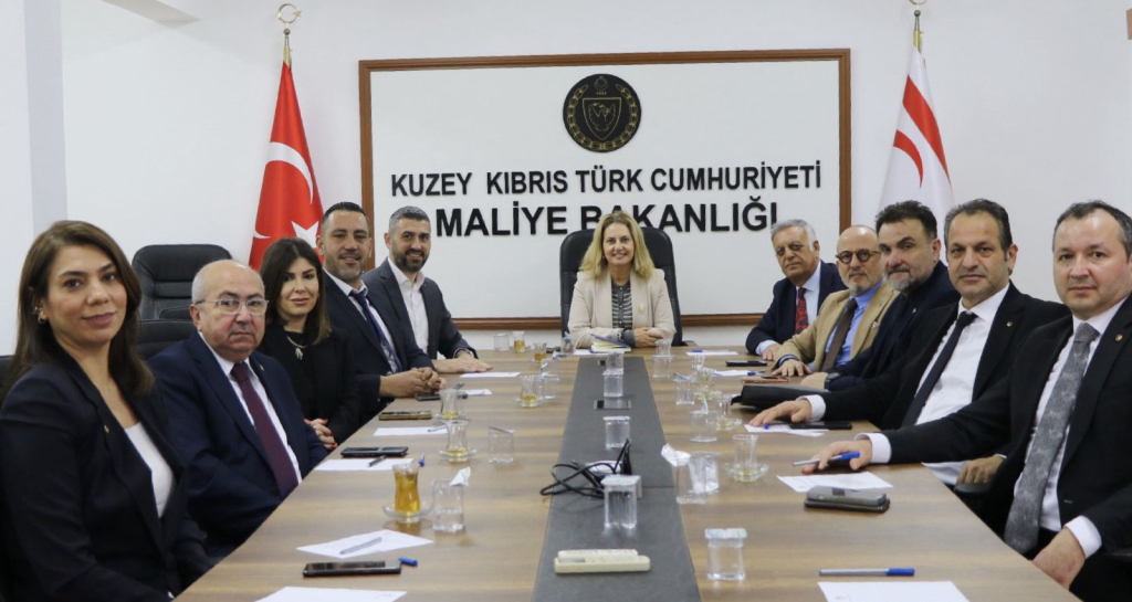 Hüdaverdi, Türkiye ve KKTC sigorta sektörü temsilcilerini kabul etti