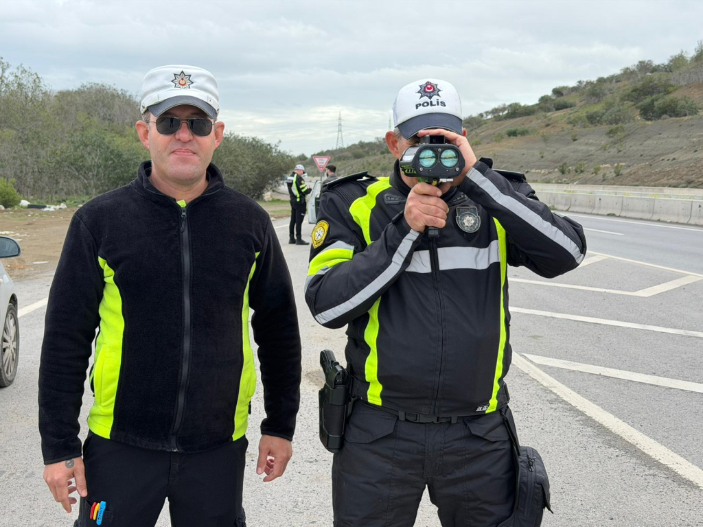 Trafik denetimlerinde 13’ü alkollü 370 sürücü rapor edildi, 30 araç trafikten men edildi