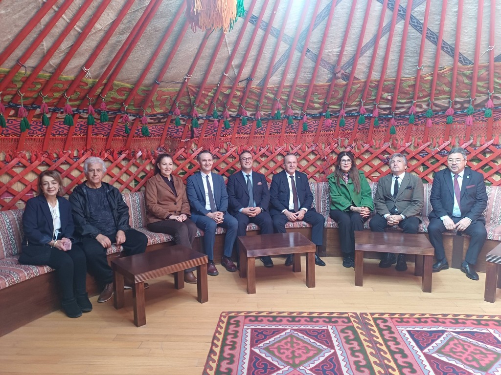 Ataoğlu’ndan Türk Dünyası Kültür Mahallesi’ne ziyaret