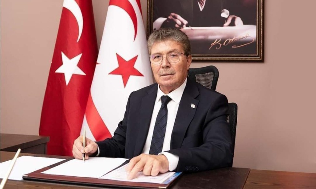 Üstel, Berat Kandili’ni kutladı