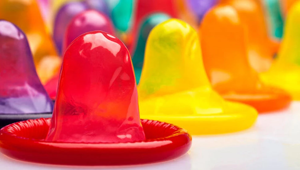 Güney Kıbrıs’ta sahte prezervatif operasyonu